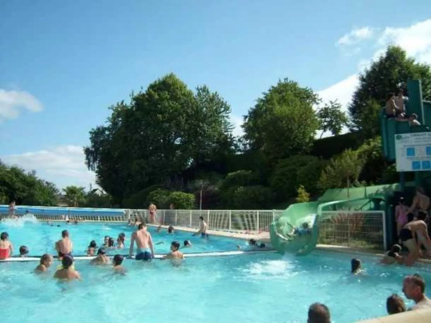 Camping 3 Etoiles - Piscine - Eehaf0 Merdrignac